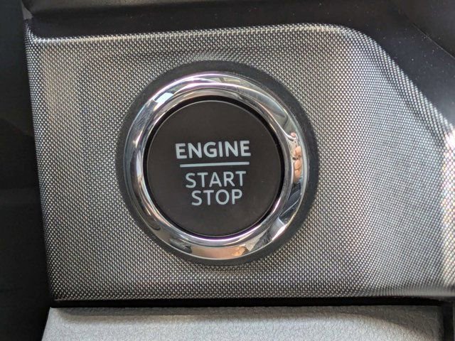 Used 2024 Ford F250 Limited w/ FX4 Off-Road Package AWD/4WD image 24