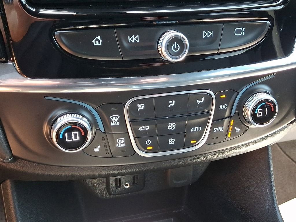 Certified 2023 Chevrolet Traverse LT AWD/4WD image 17