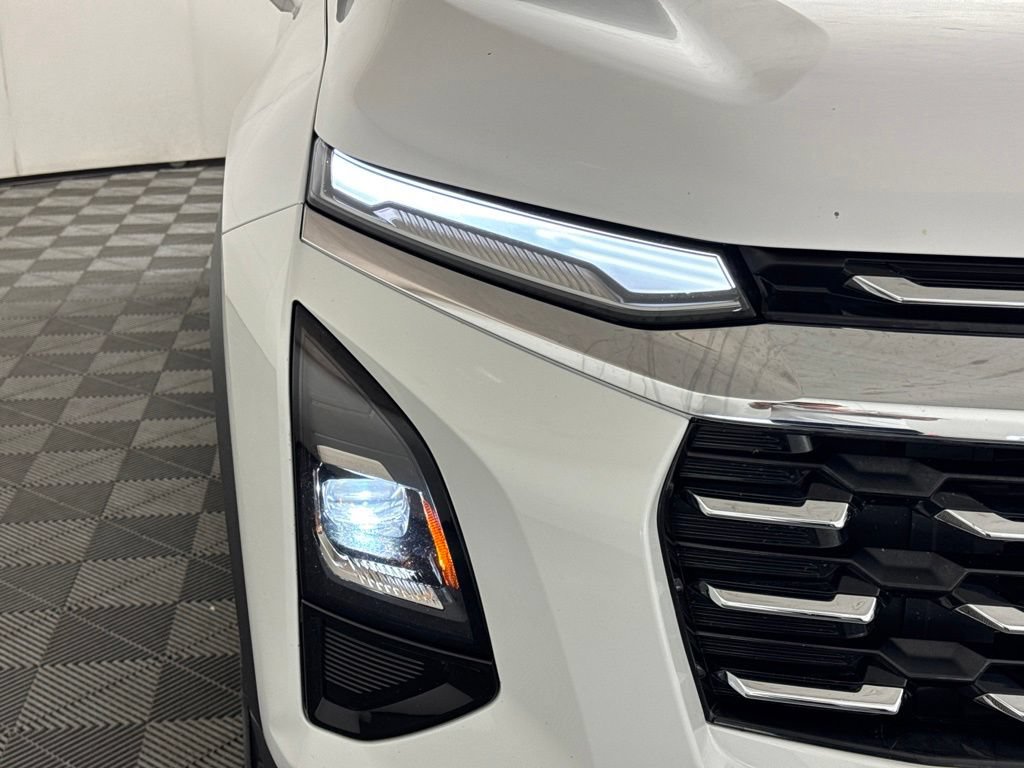Certified 2025 Chevrolet Equinox LT AWD/4WD image 49