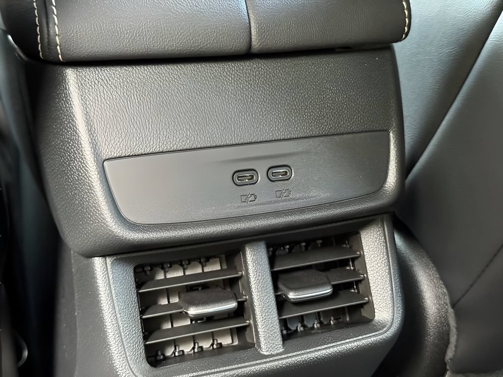 New 2027 GMC Terrain Elevation w/ Elevation Premium Package FWD image 15