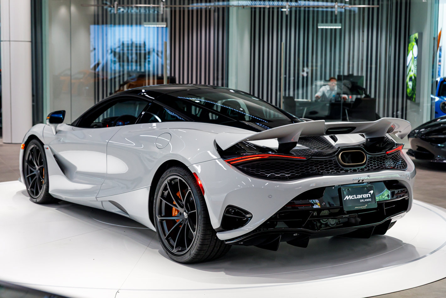 Used 2027 McLaren 750S RWD image 42