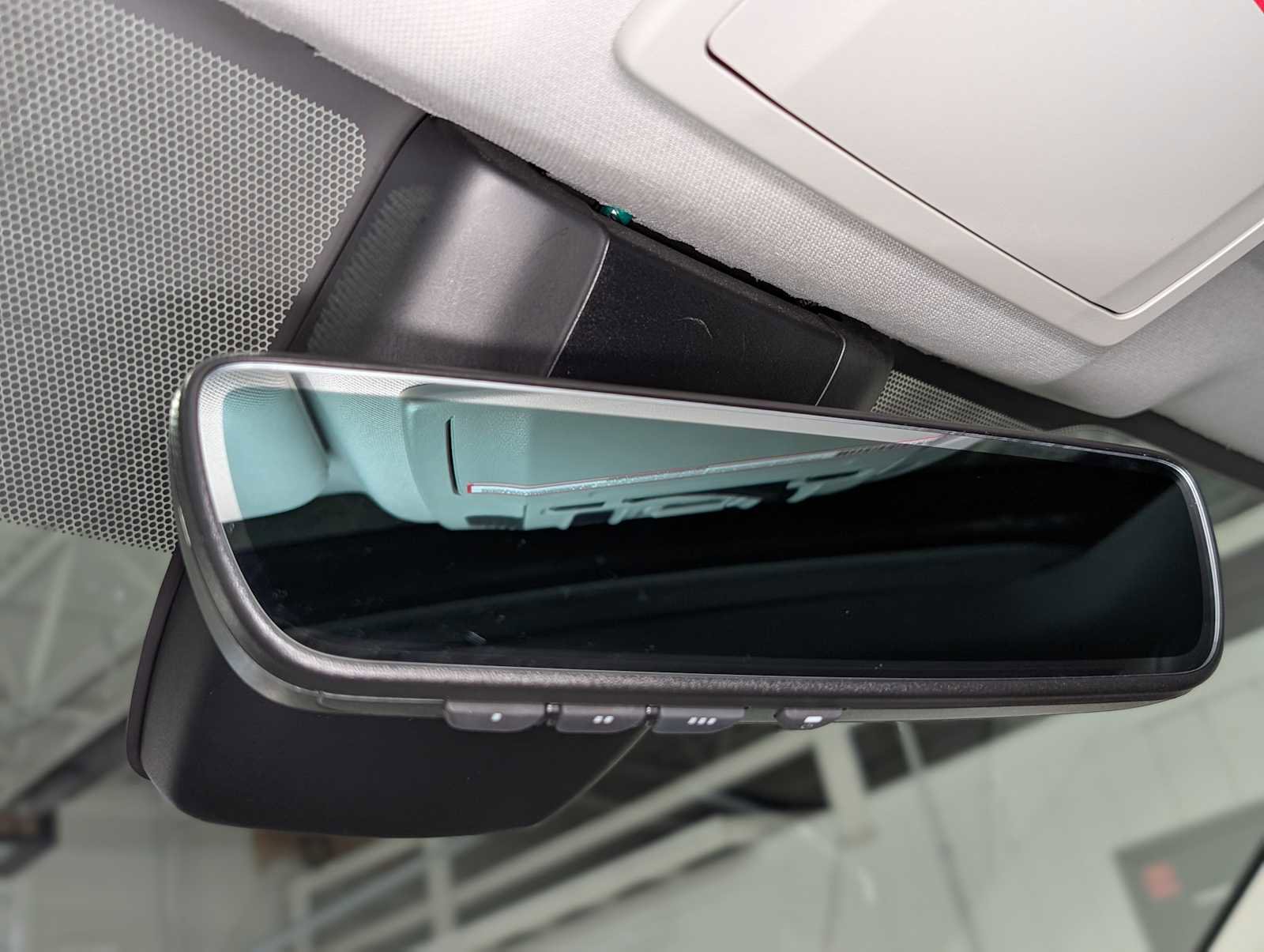 Used 2023 Toyota Highlander XLE image 38