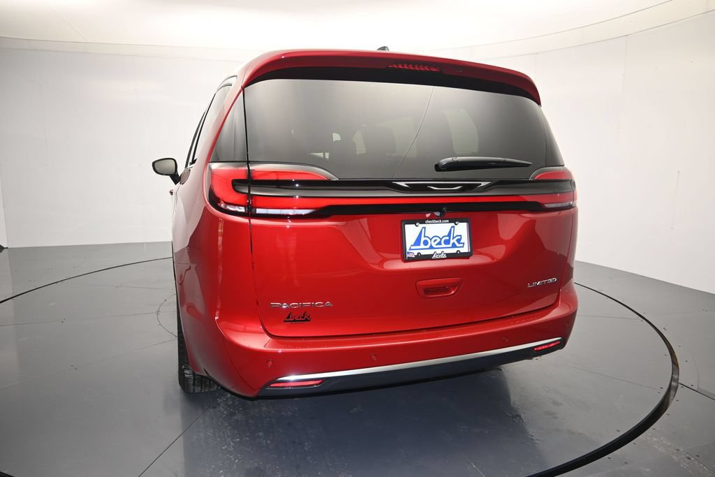 New 2027 Chrysler Pacifica Limited w/ Family Tech Group FWD image 26