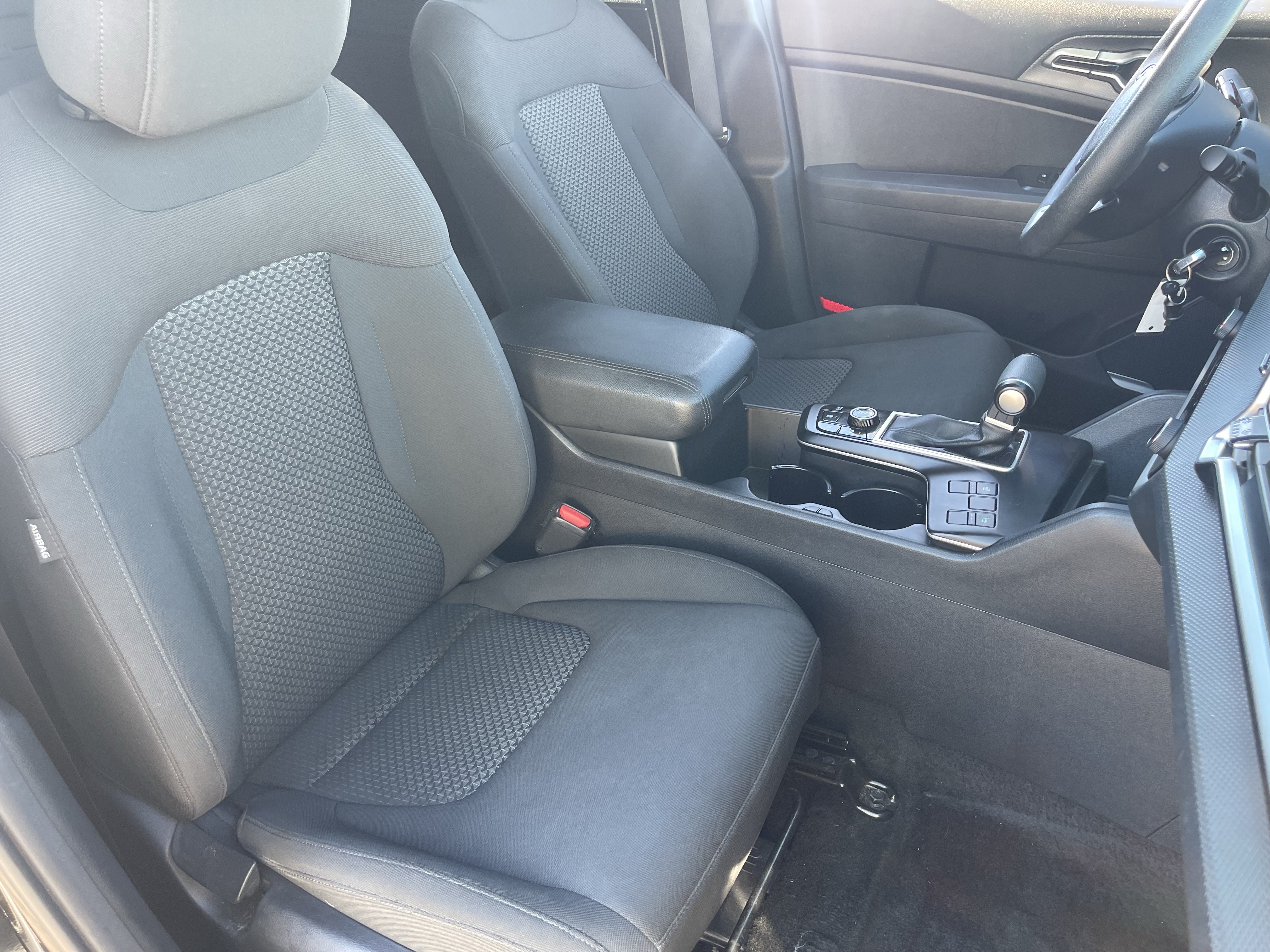 Used 2023 Kia Sportage LX AWD/4WD image 10