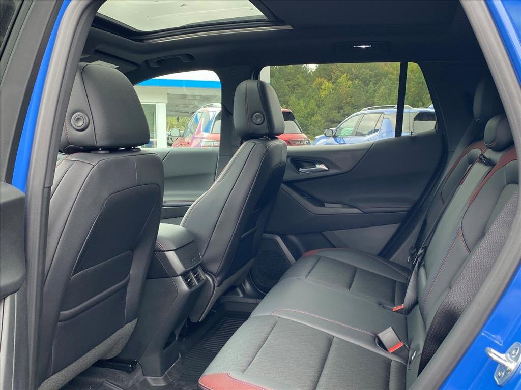 New 2026 Chevrolet Equinox RS w/ LPO, Floor Liner Package image 15