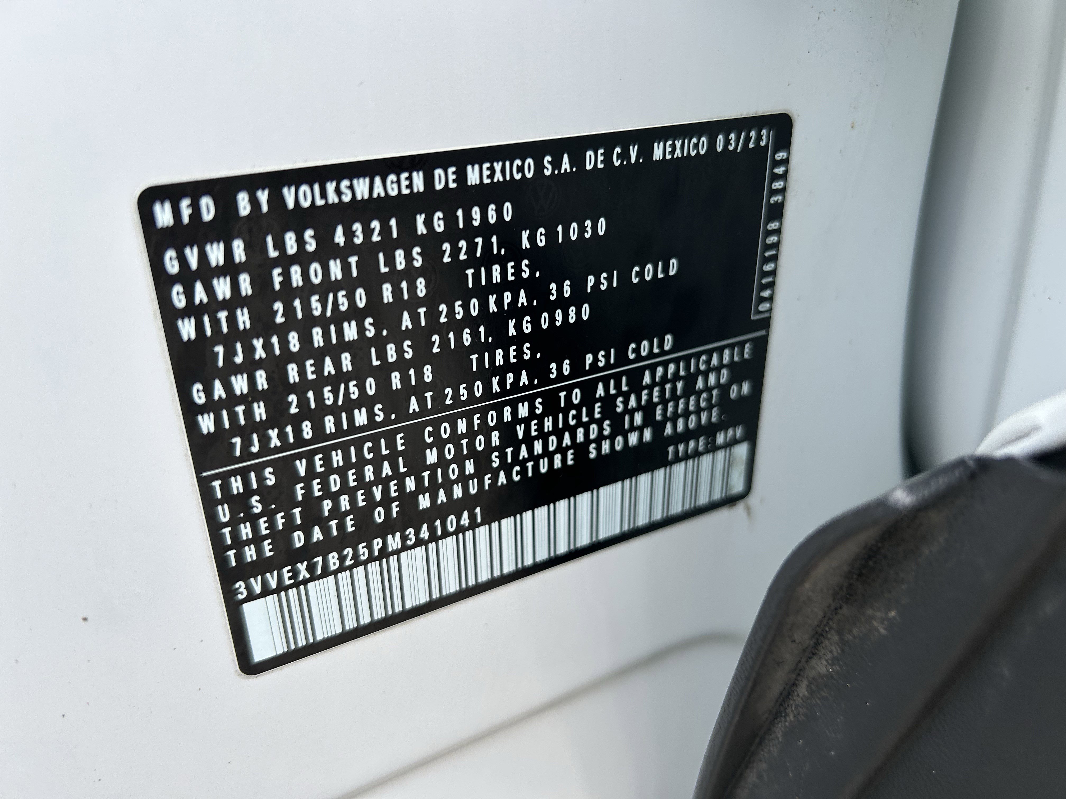 Used 2023 Volkswagen Taos SE w/ Panoramic Sunroof Package image 30