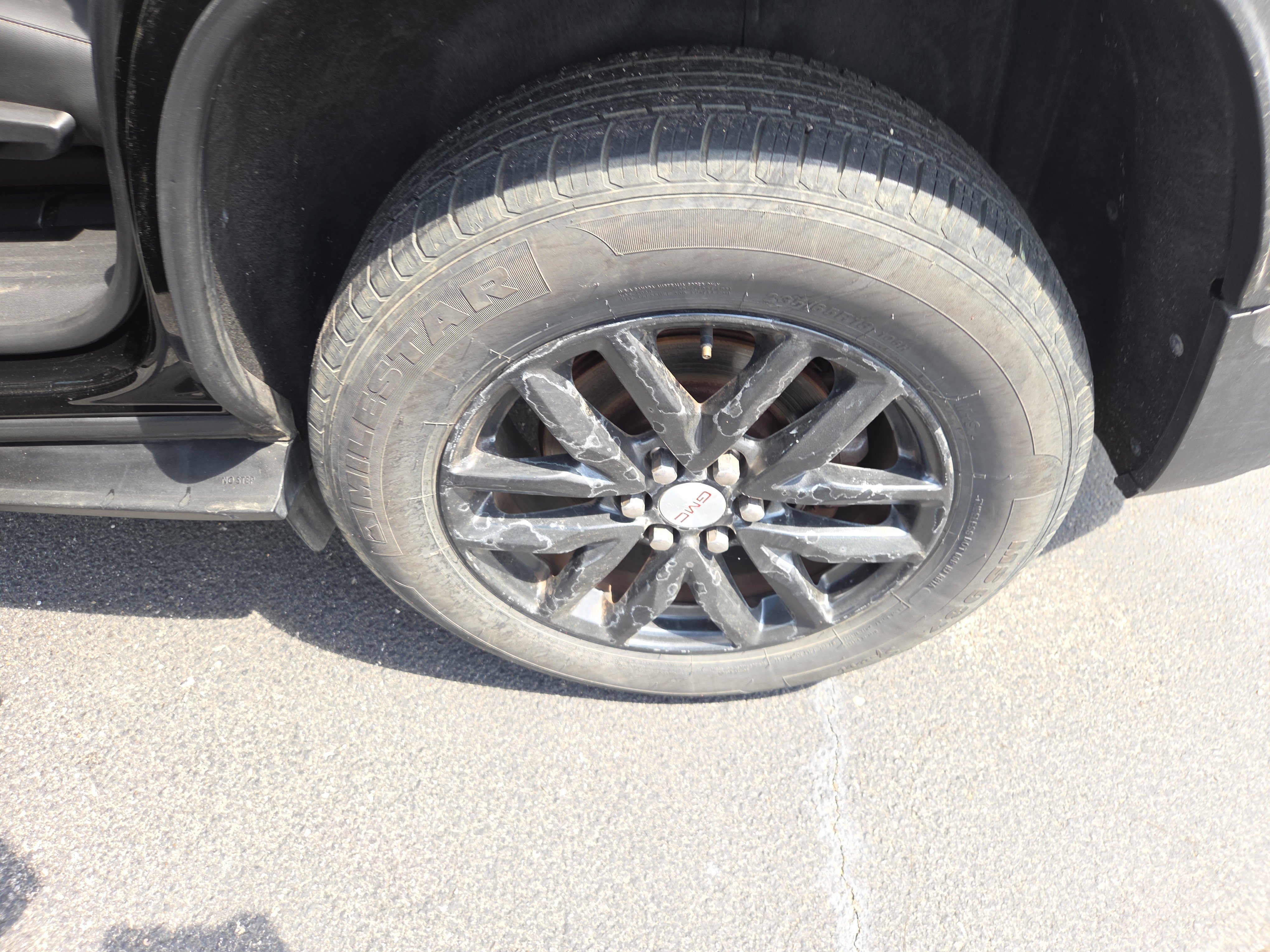 Used 2018 GMC Acadia SLT AWD/4WD image 14