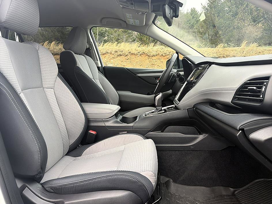 Used 2025 Subaru Outback Premium w/ Popular Package #1 image 19