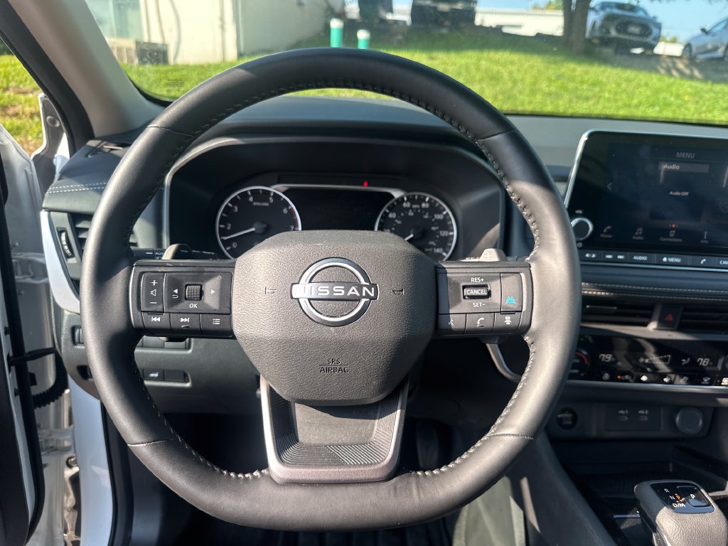 Certified 2025 Nissan Rogue SV w/ SV Premium Package FWD image 45