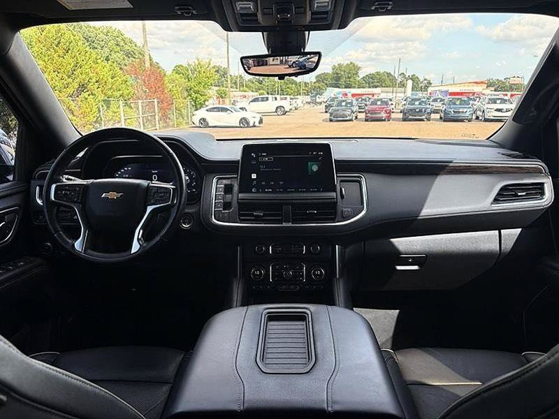 Used 2022 Chevrolet Tahoe Premier w/ Premium Package 2 RWD image 38