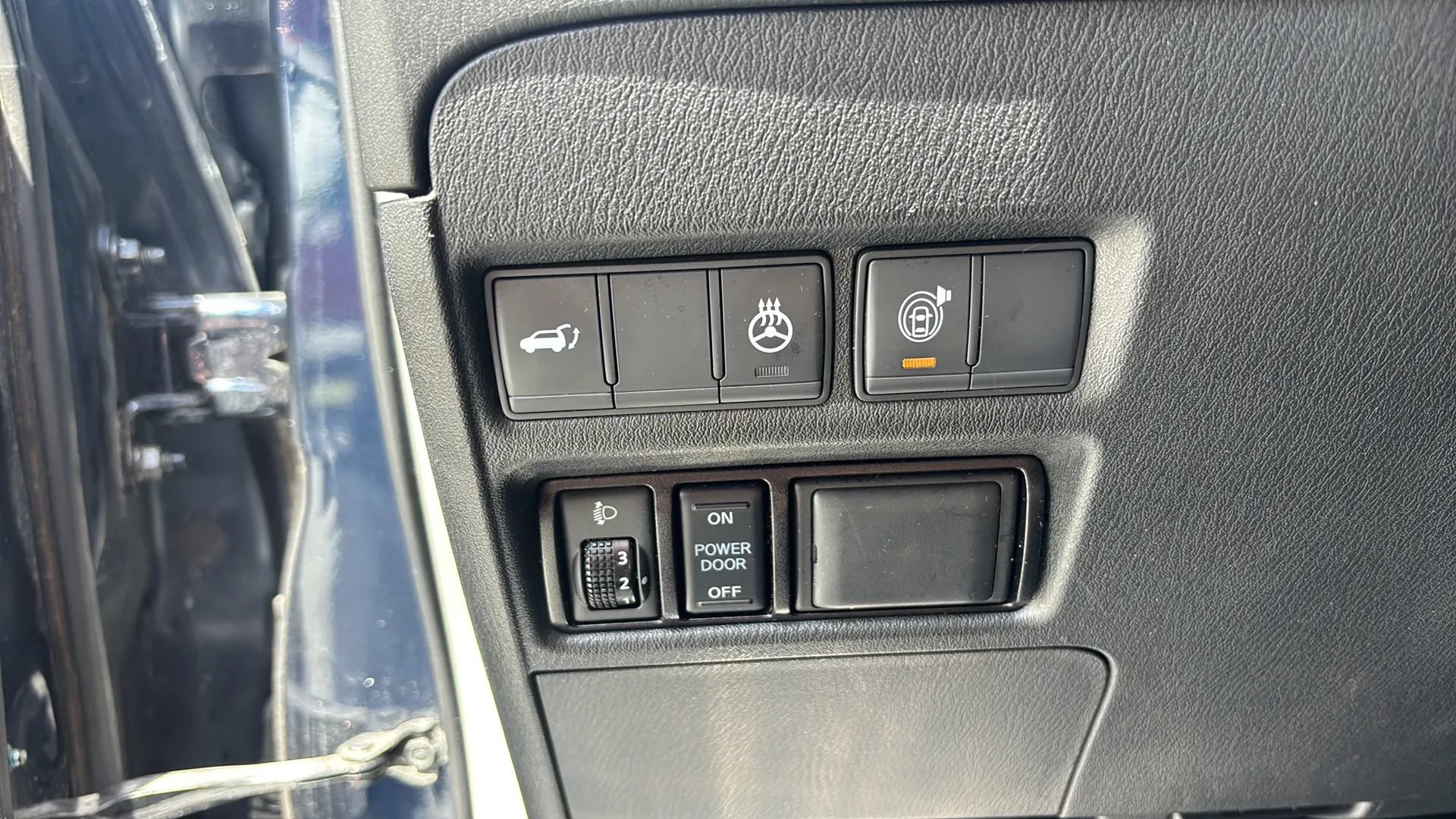 Used 2018 Nissan Armada Platinum w/ Captain Seat Package AWD/4WD image 24