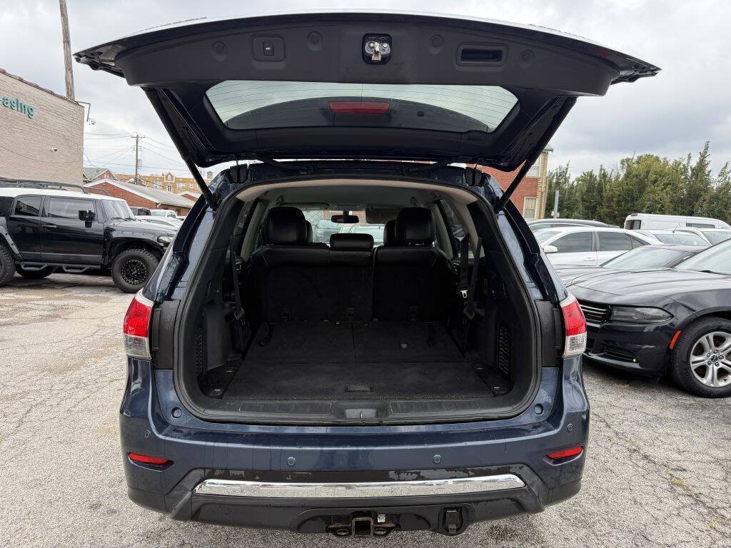 Used 2013 Nissan Pathfinder Platinum AWD/4WD image 8
