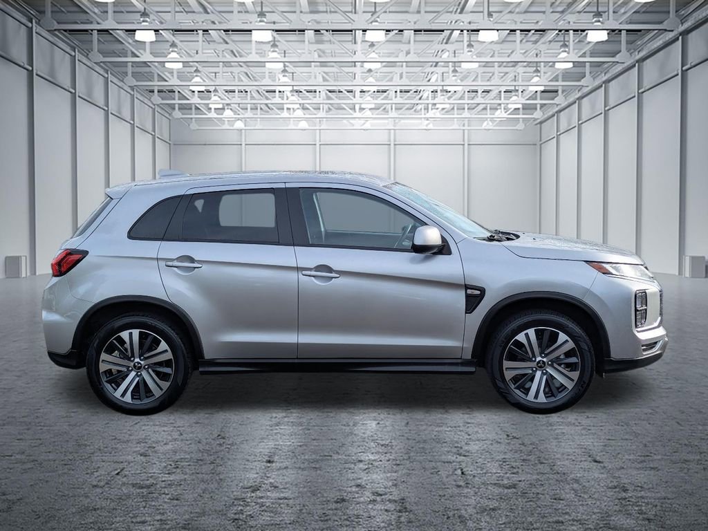 Used 2025 Mitsubishi Outlander Sport ES image 6