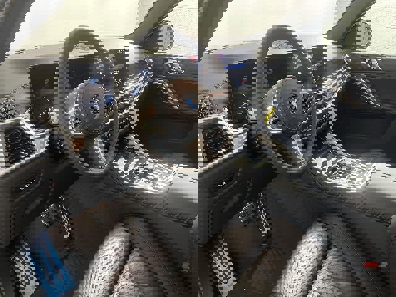 Certified 2024 BMW X6 xDrive40i w/ M Sport Professional Package image 12