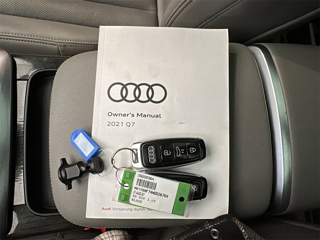 Used 2021 Audi Q7 3.0T Prestige image 30