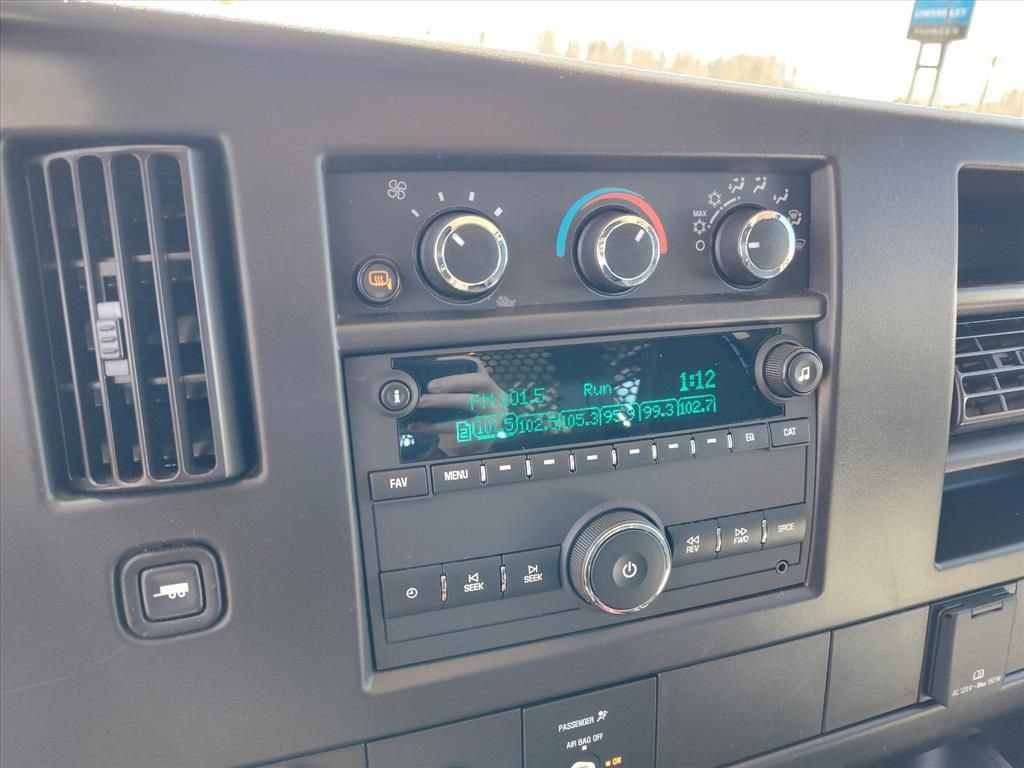 Used 2024 Chevrolet Express 2500 w/ Driver Convenience Package RWD image 24