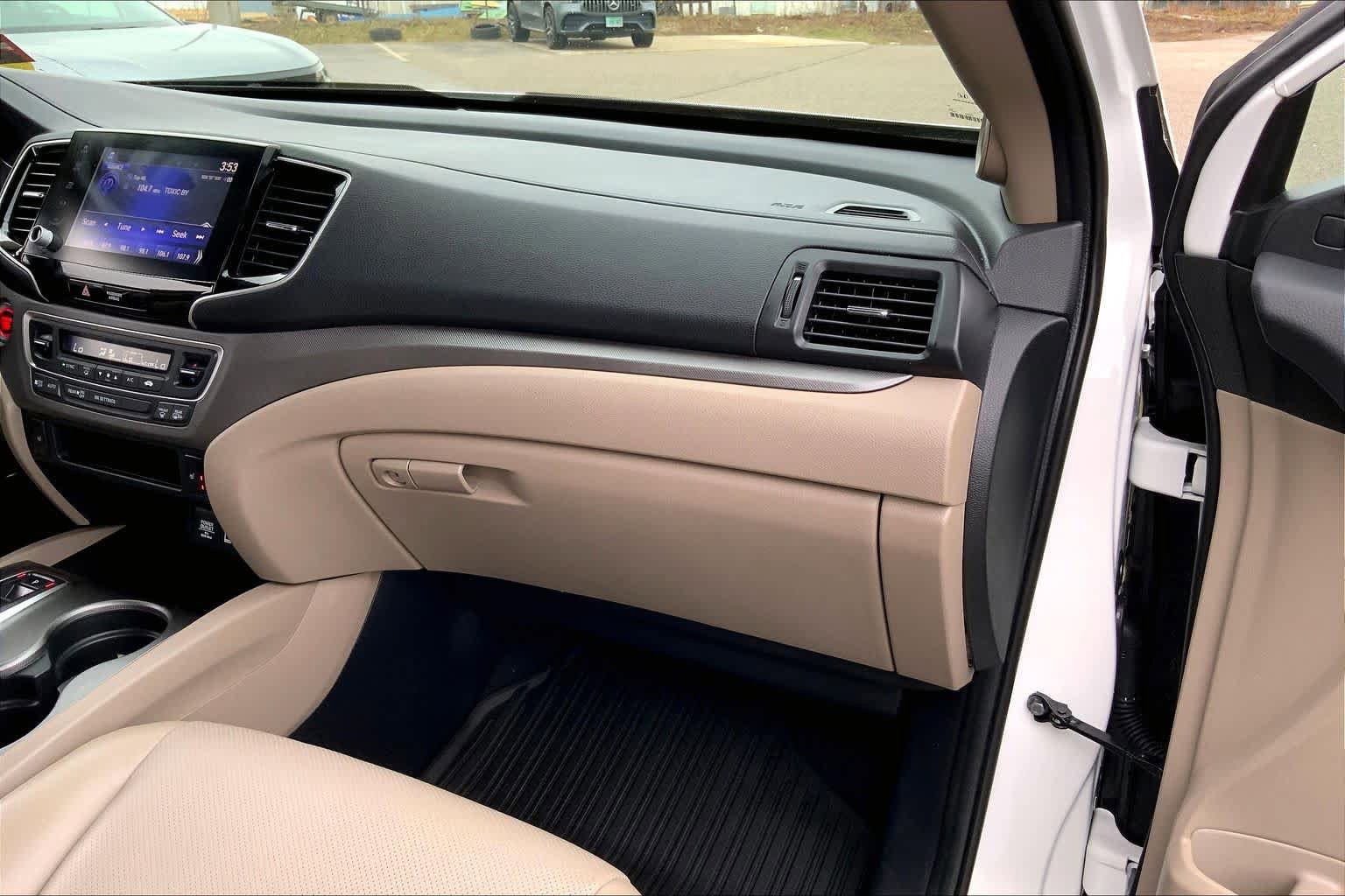 Used 2023 Honda Ridgeline RTL image 19