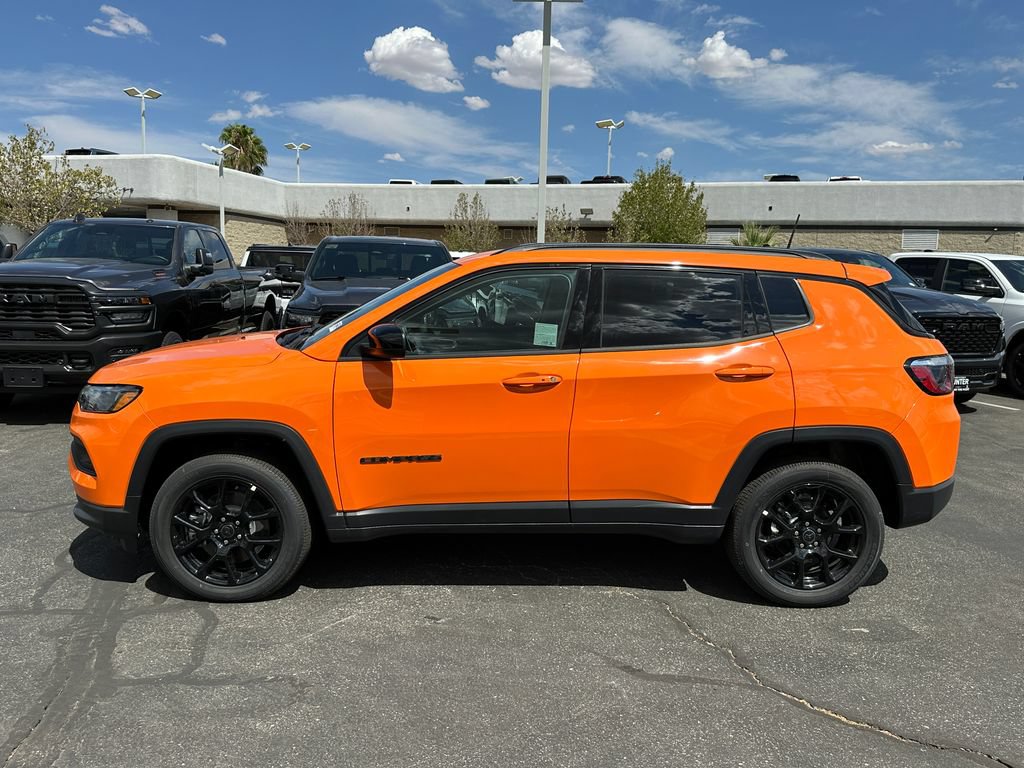 New 2026 Jeep Compass Latitude AWD/4WD image 3