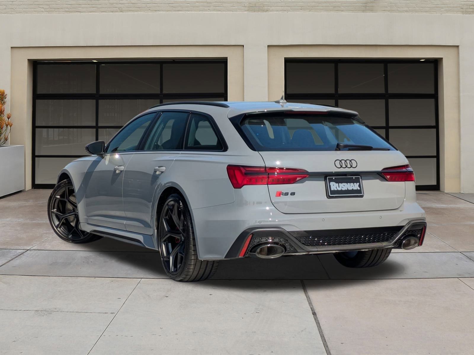 New 2025 Audi RS 6 performance image 3