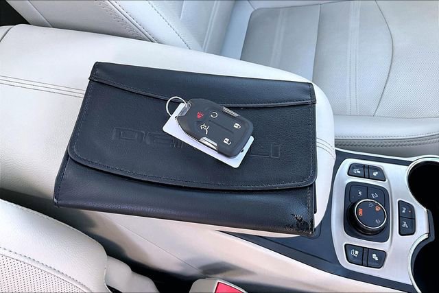 Certified 2024 GMC Terrain Denali w/ Black Diamond Edition image 10