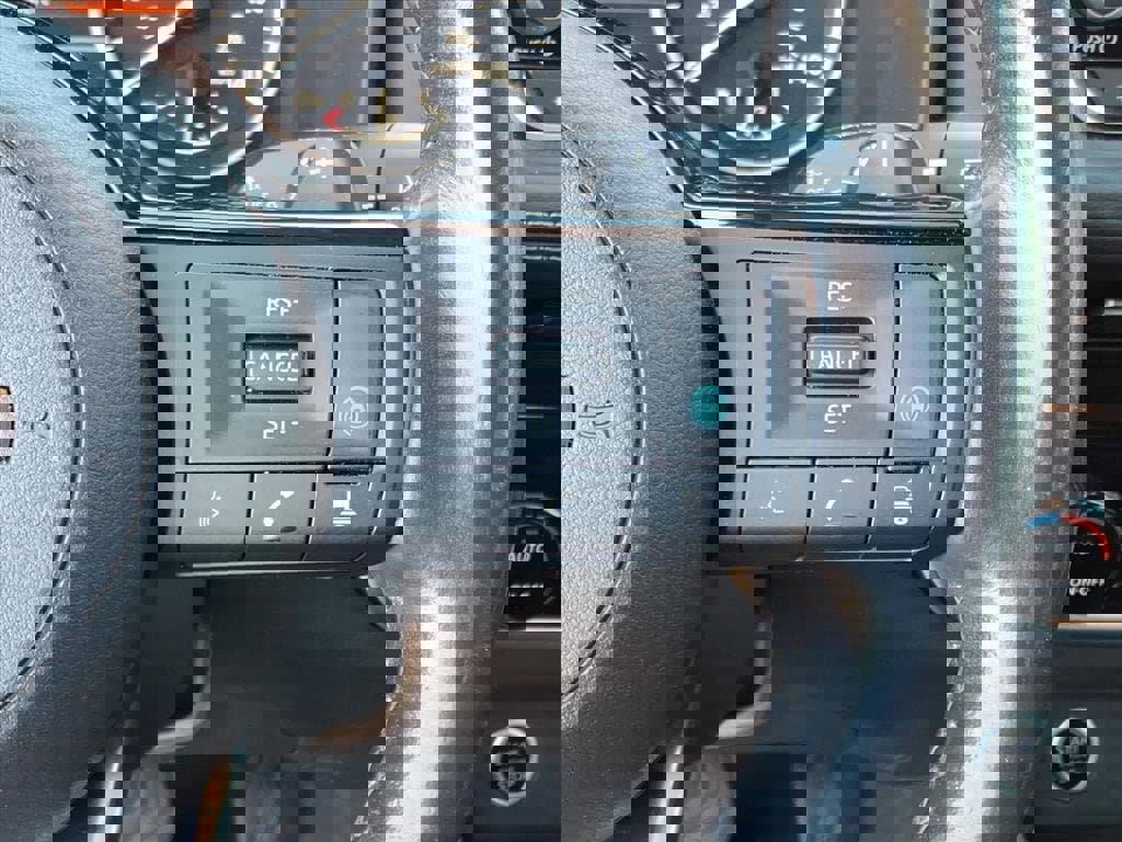 Used 2023 Nissan Rogue SV w/ SV Premium Package image 20