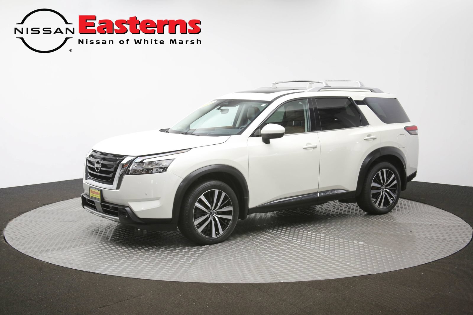 Used 2023 Nissan Pathfinder Platinum AWD/4WD image 60