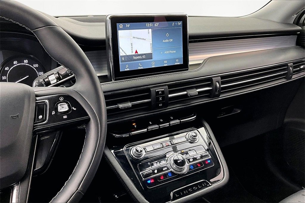 Used 2022 Lincoln Corsair AWD w/ Equipment Group 101A image 6
