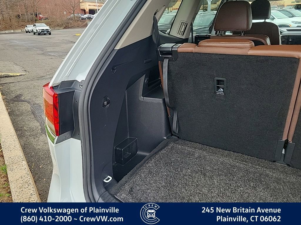 Certified 2023 Volkswagen Atlas SE w/ Black Wheel Package AWD/4WD image 51