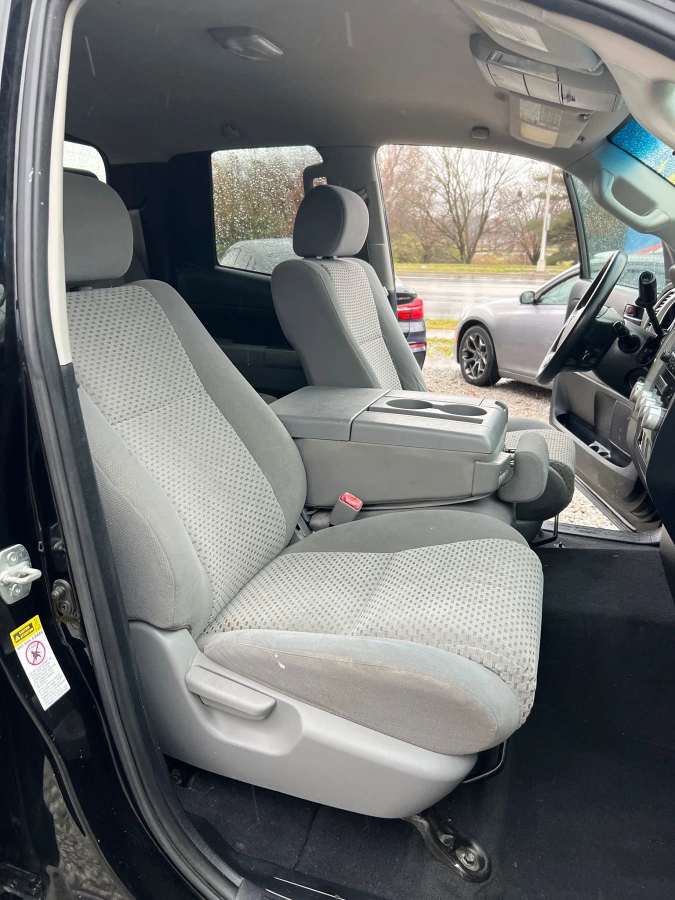 Used 2013 Toyota Tundra 4x4 Double Cab w/ Tow Pkg image 15