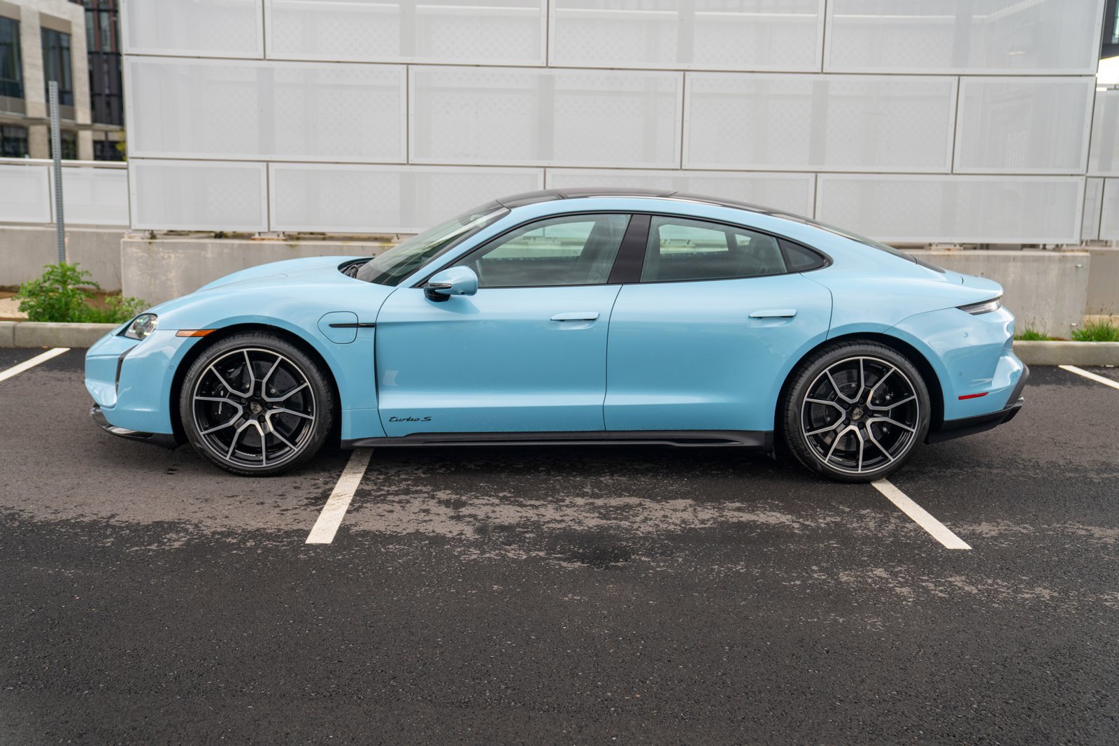Certified 2025 Porsche Taycan Turbo video 2