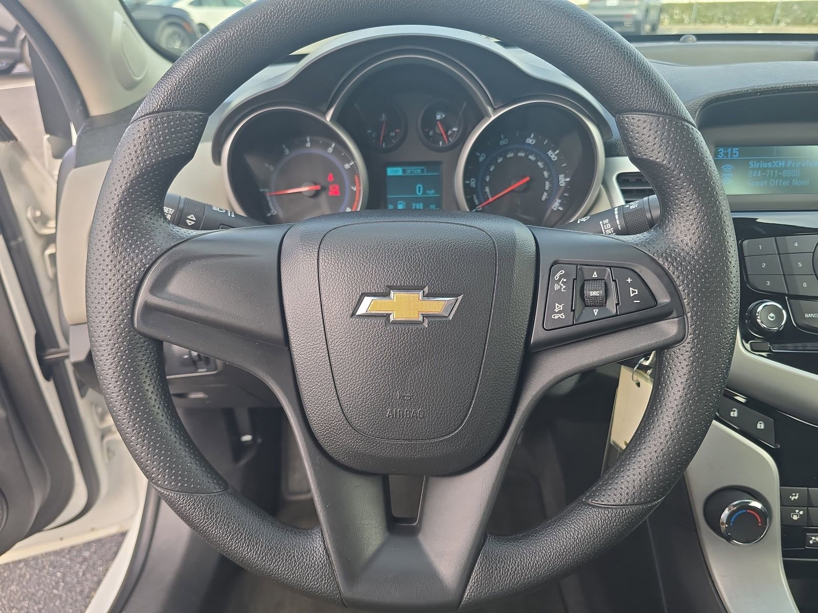 Used 2014 Chevrolet Cruze LS image 22