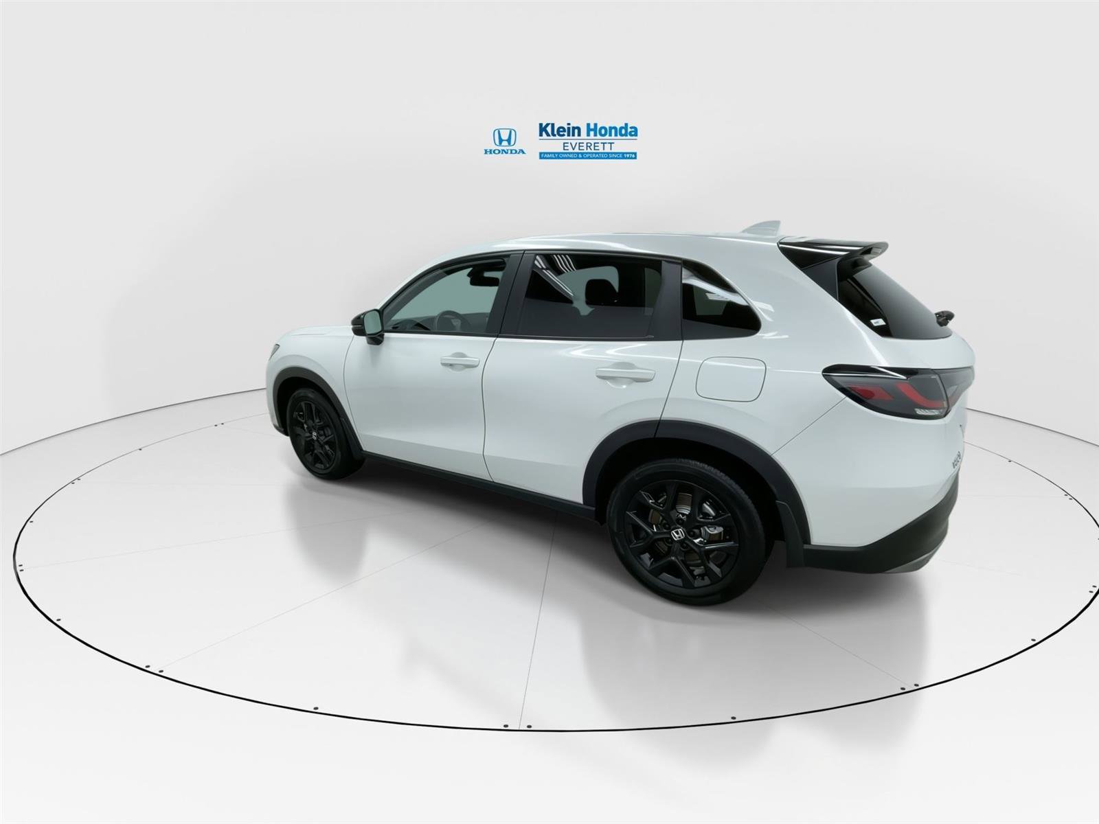 Certified 2025 Honda HR-V Sport image 8