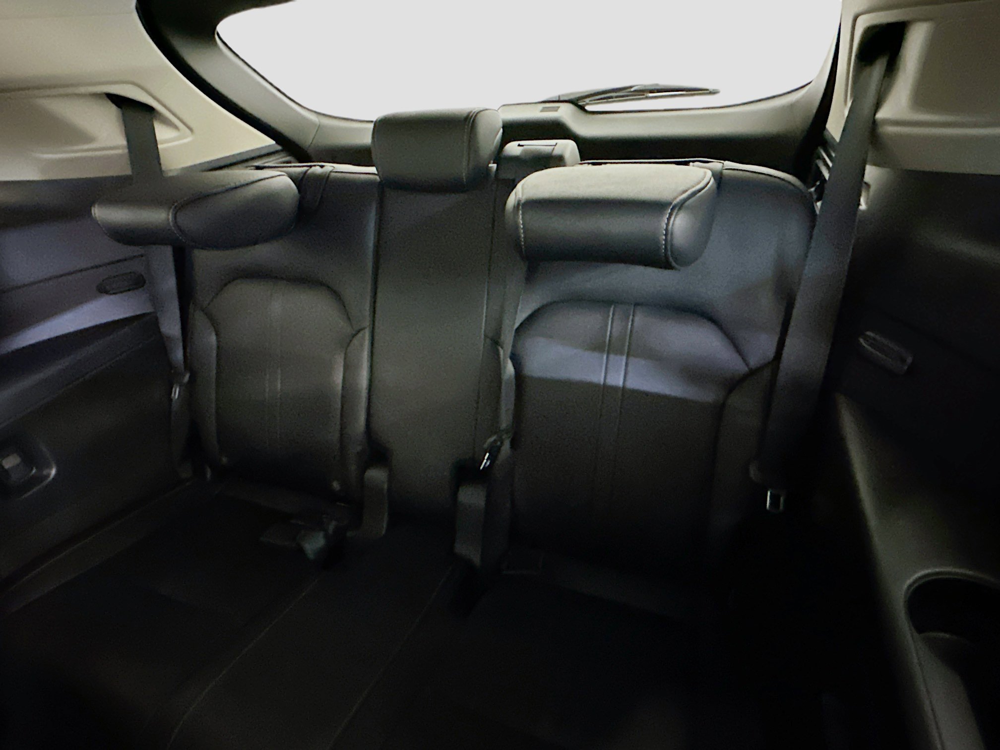 Used 2025 MAZDA CX-90 3.3 Turbo w/ Premium Sport Pkg image 31