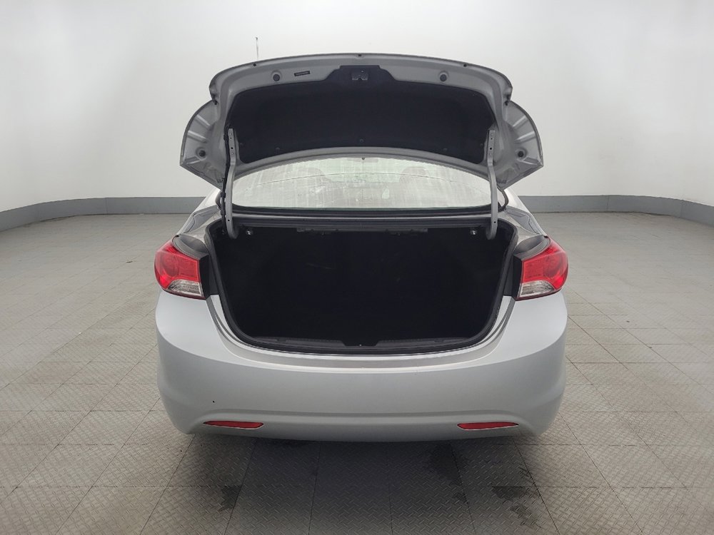 Used 2013 Hyundai Elantra GLS FWD image 29