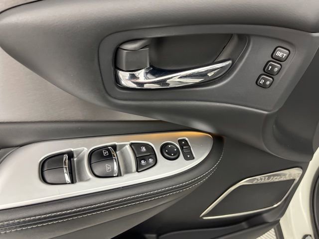 Used 2019 Nissan Murano SL w/ SL Technology Package image 32