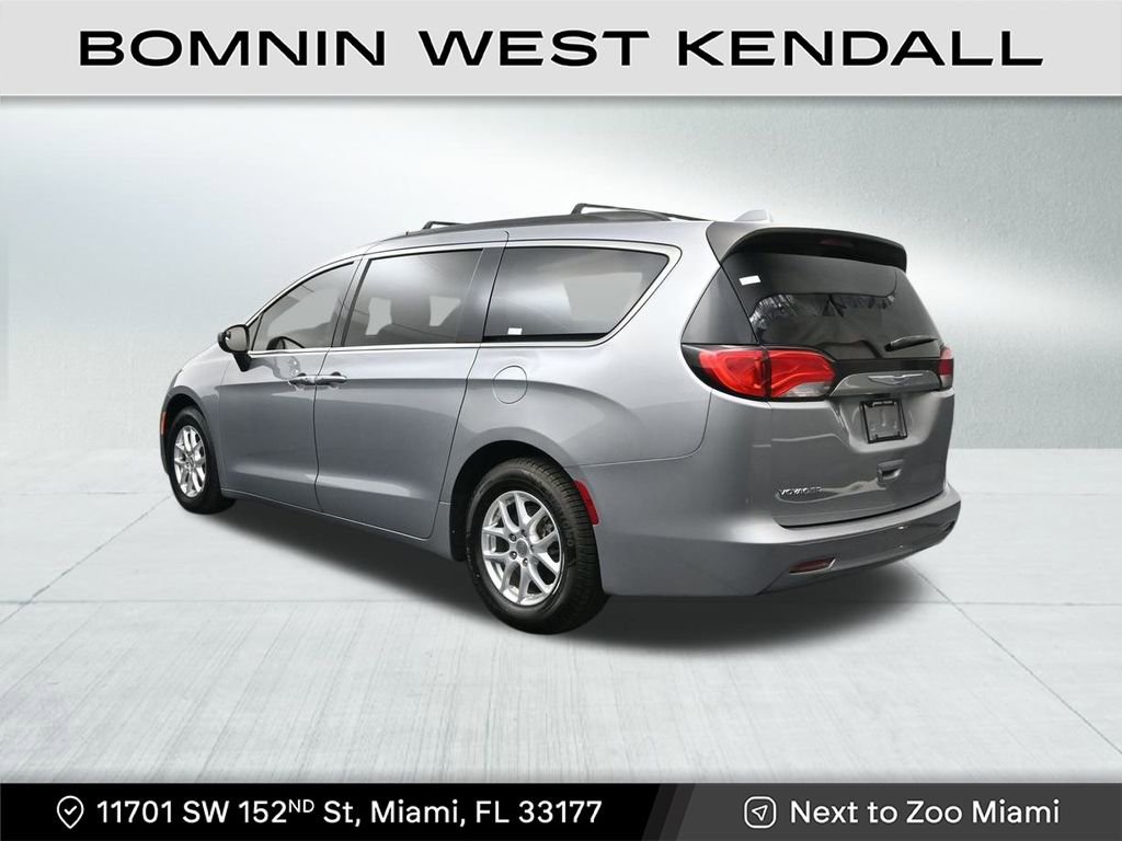 Used 2020 Chrysler Voyager Lxi image 3