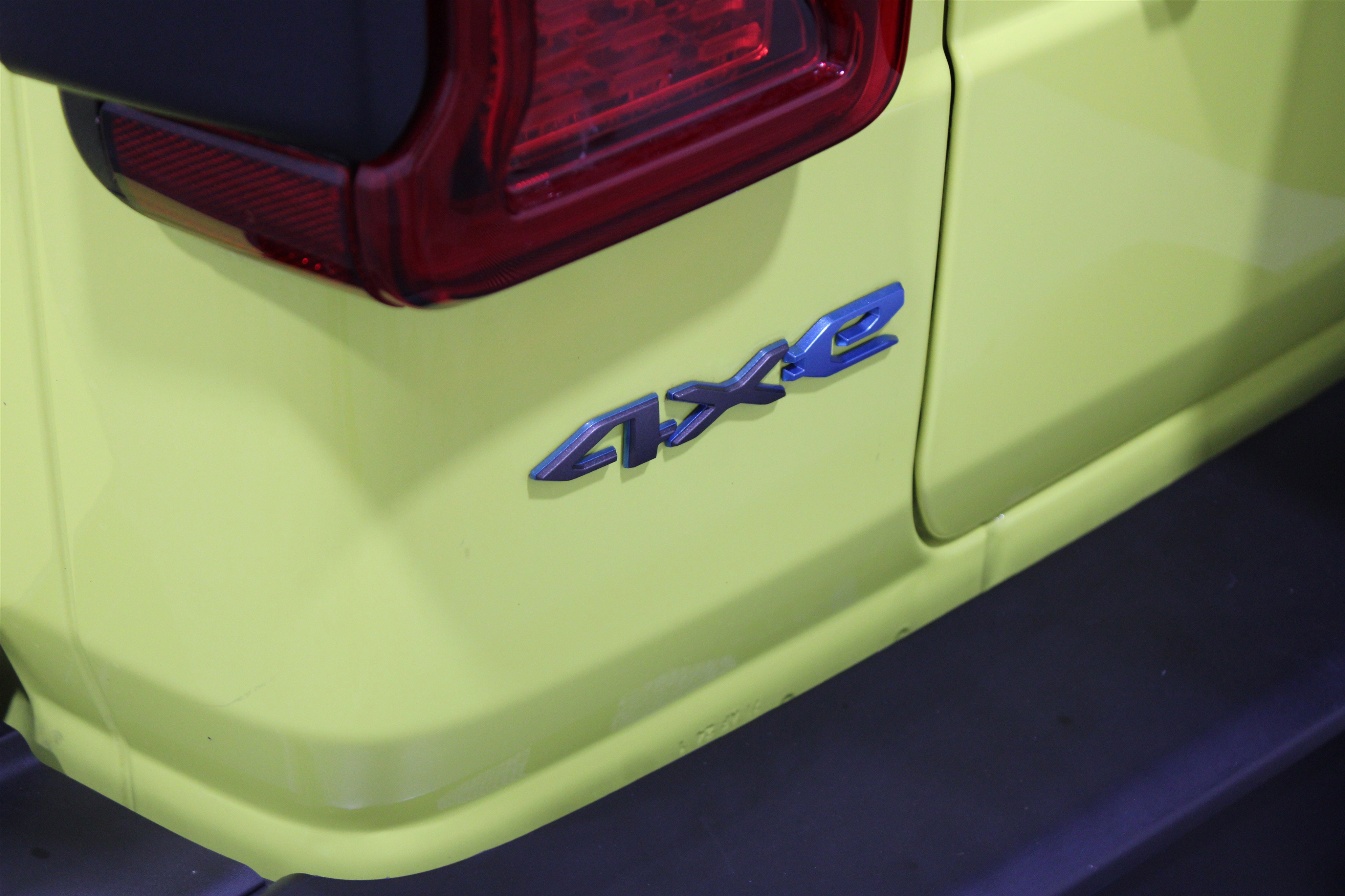 Used 2024 Jeep Wrangler Sport S w/ Dual Top Group image 34