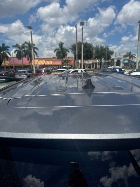Used 2021 Chevrolet Traverse LS FWD image 6