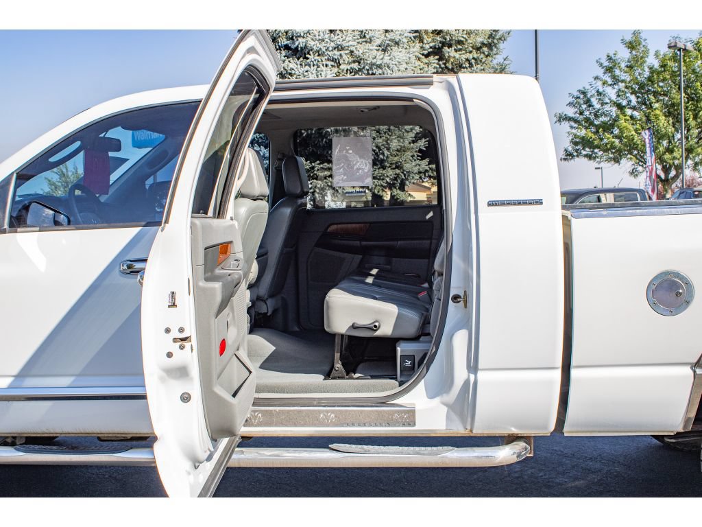 Used 2007 Dodge Ram 2500 Truck Laramie w/ Protection Group AWD/4WD image 15