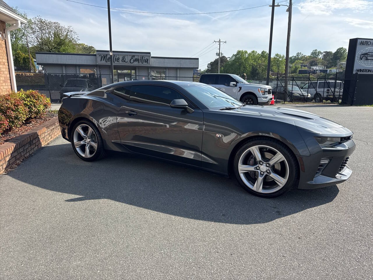 Used 2017 Chevrolet Camaro SS RWD image 6
