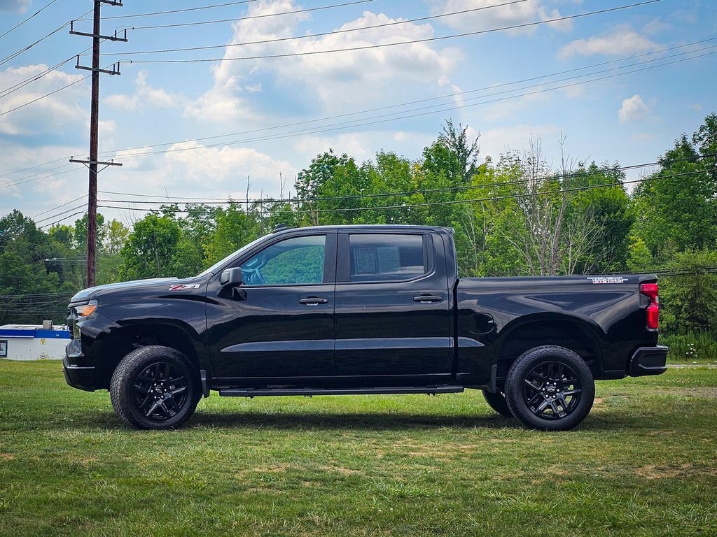 Used 2025 Chevrolet Silverado 1500 Custom Trail Boss AWD/4WD image 8