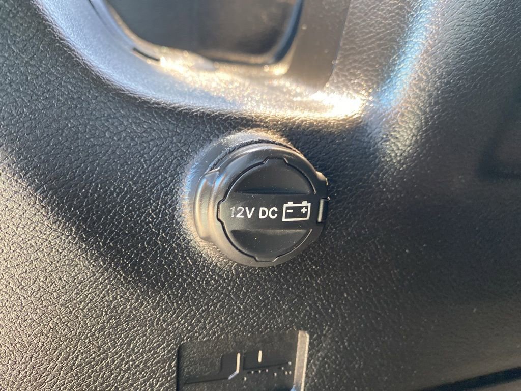 Used 2022 Jeep Wrangler Unlimited Sport AWD/4WD image 16