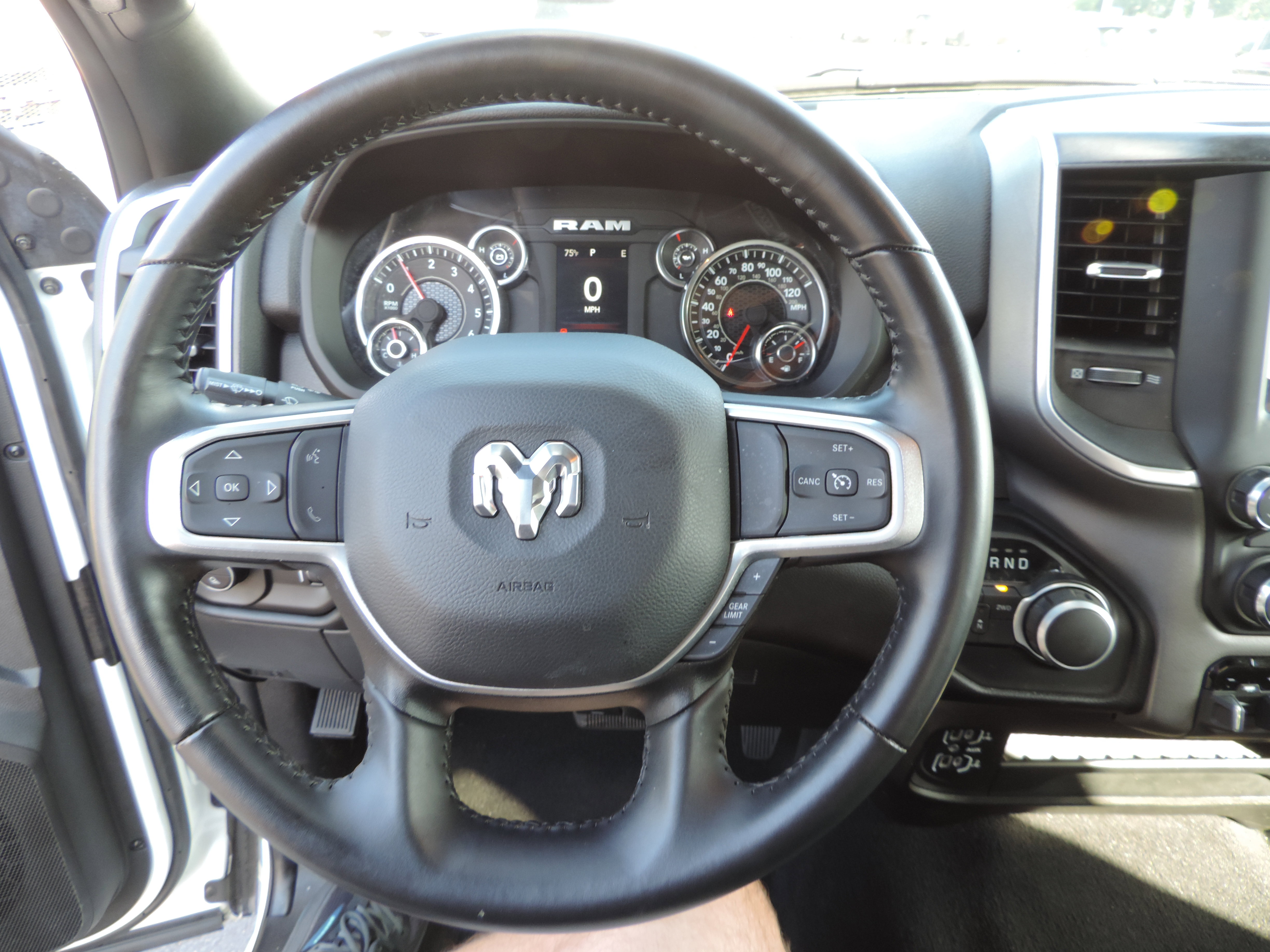 Used 2024 RAM 2500 Big Horn w/ Bed Utility Group image 8