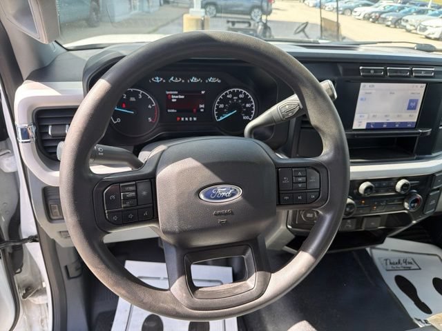 Used 2024 Ford F550 4x4 Regular Cab Super Duty image 28