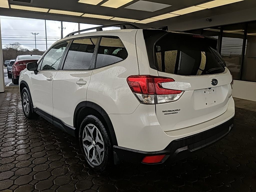 Used 2024 Subaru Forester Premium AWD/4WD image 9