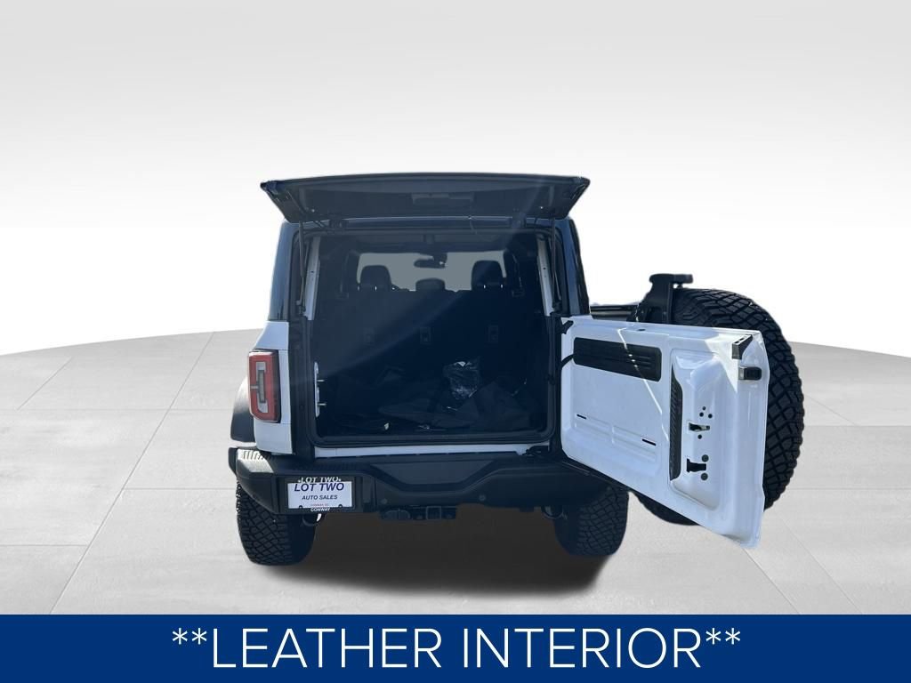 Used 2024 Ford Bronco Badlands image 7