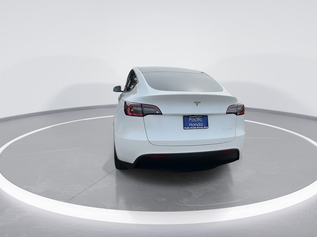 Used 2021 Tesla Model Y Long Range image 10