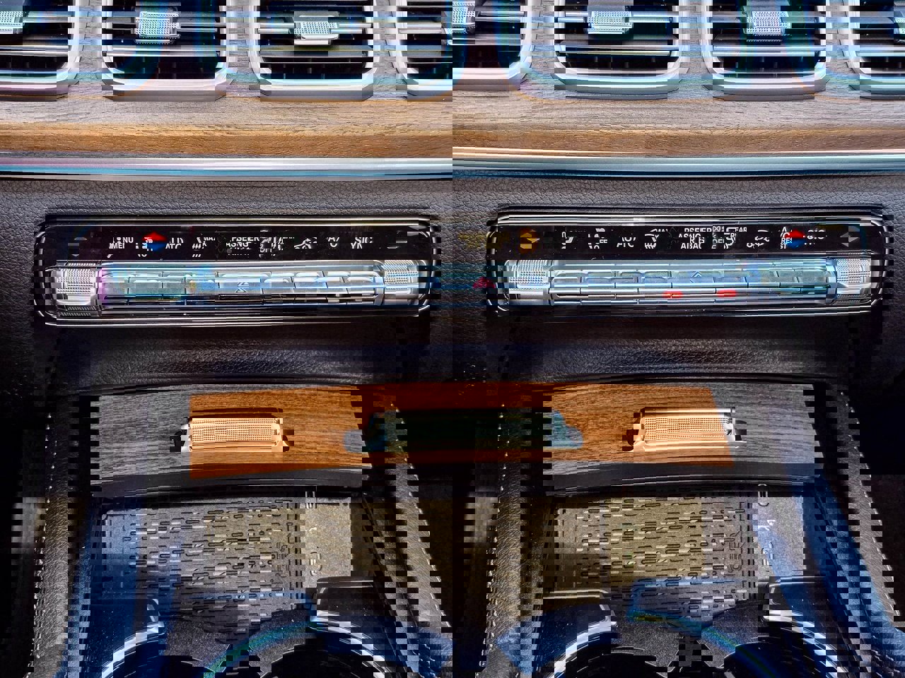 New 2025 Mercedes-Benz GLE 450 4MATIC image 19