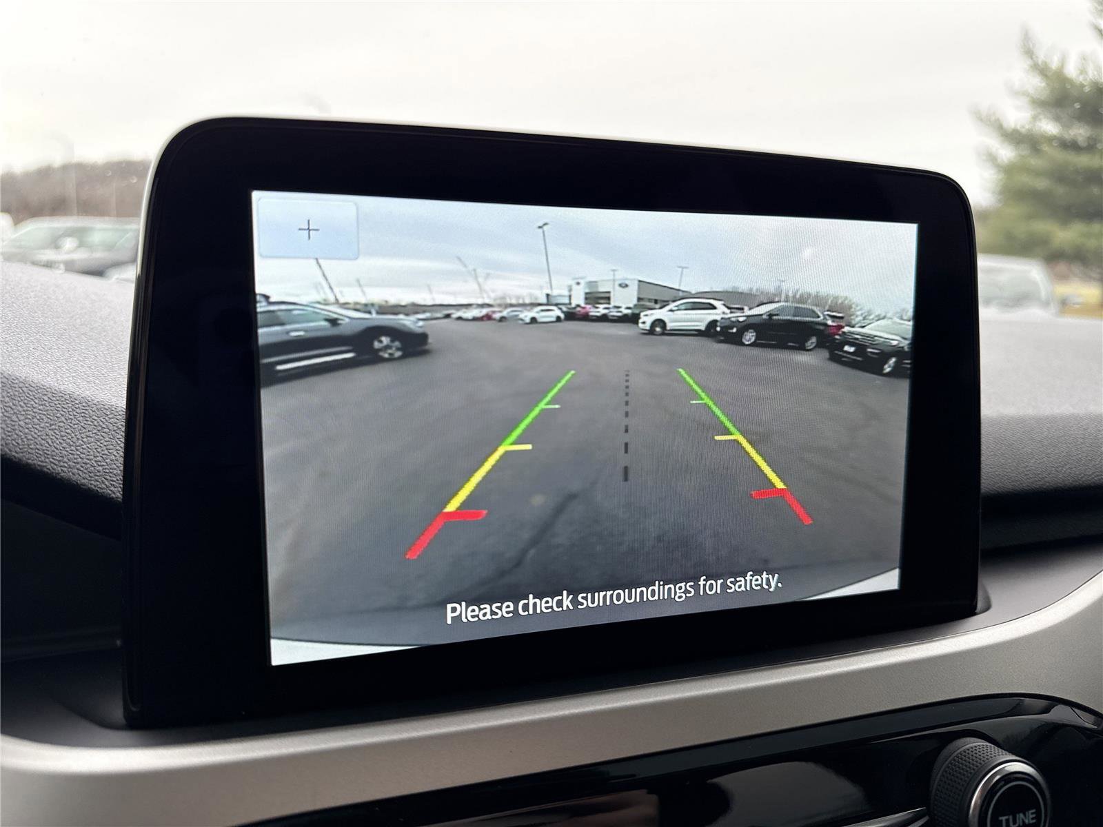 Used 2021 Ford Escape SE image 21