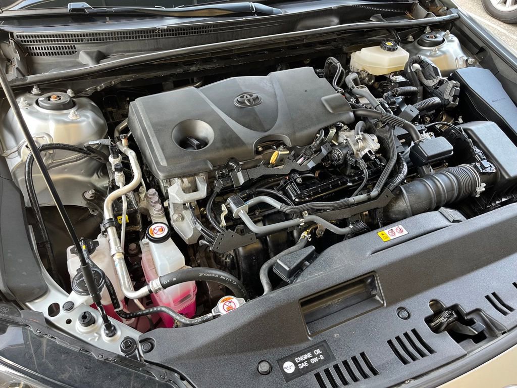 Used 2025 Toyota Camry LE image 9